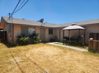330 E 11th St, Hanford, CA 93230