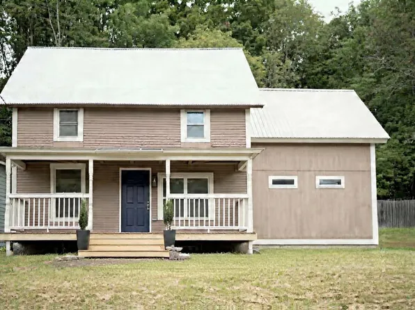 2 Farwell Street, Barre City, VT 05641