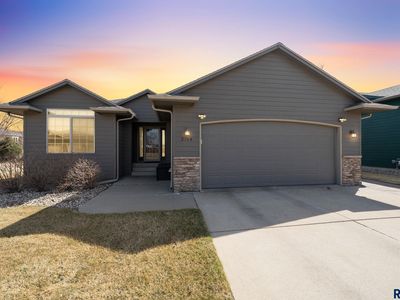 2704 S Grinnell Ave, Sioux Falls, SD, 57106