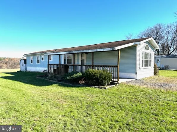 557 Beechnut Dr, Bellefonte, PA 16823
