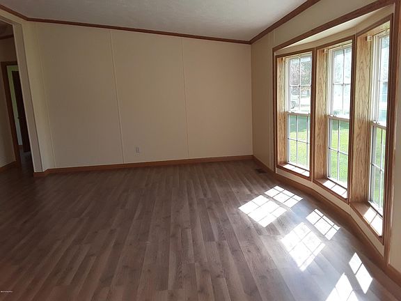 4th image of 69875 Pamela Dr