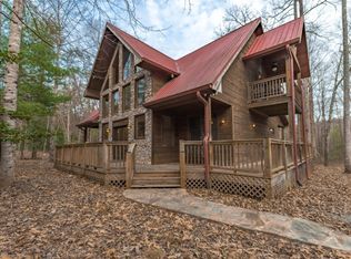 20 Bear Creek Cir, Ellijay, GA 30540