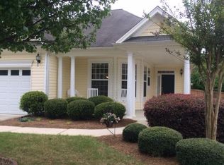 30 Scenic Hills Dr, Newnan, GA 30265