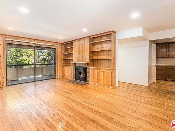 5th image of 21650 Burbank Blvd Unit 201