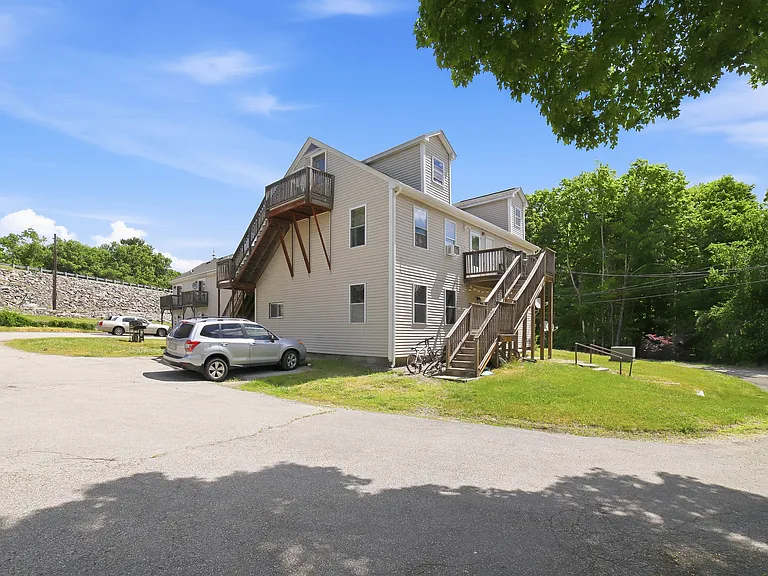 44 Howarth Rd #5 — Photo 20