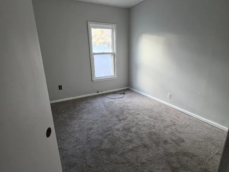 Unit Photo