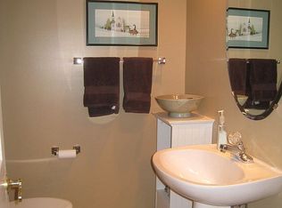 8160 Boss St, Vienna, VA 22182