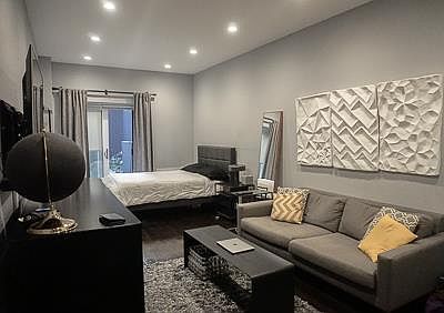 1st image of 315 W 55th St APT Lc