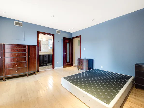 58-10 83rd Place image 16 of 36