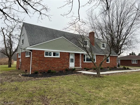 3384 E Center St, Conneaut, OH 44030