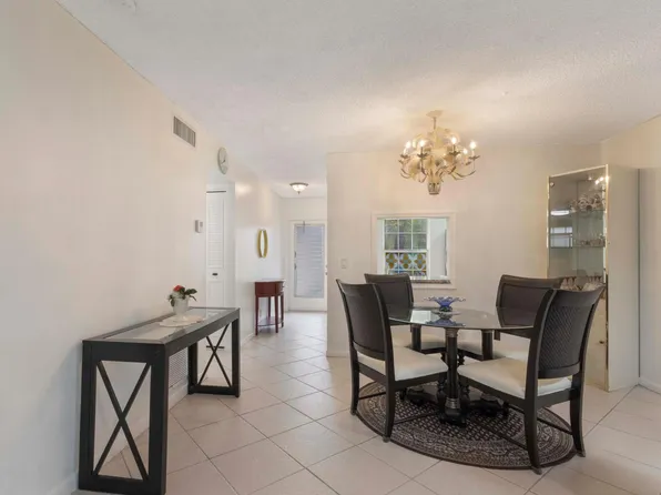 857 Worcester Lane #B, Lake Worth, FL 33467