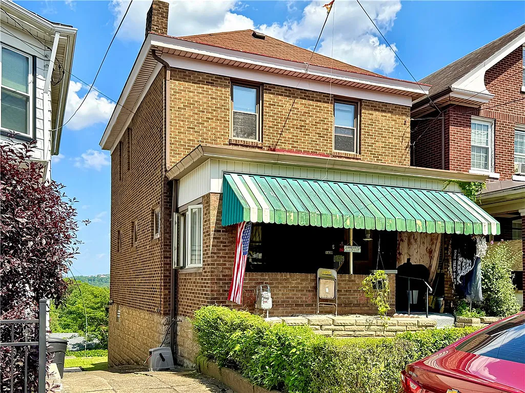 1425 Westfield St photo 1