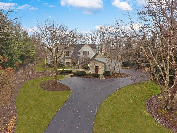 4th image of 1940 Emerald Woods Ln