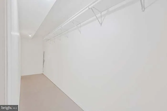 10491 Manns Harbor Ct — Photo 14