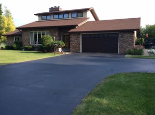 4413 16th St, Kenosha, WI 53144