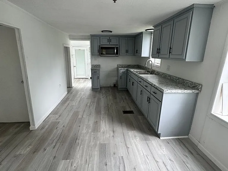 105 S Claxton Ave — Photo 7