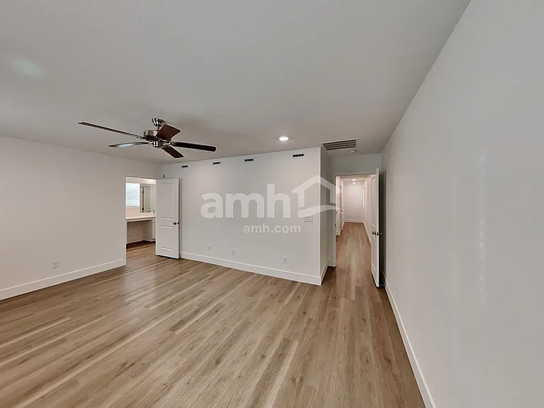 4594 Camden Bridge St — Photo 10