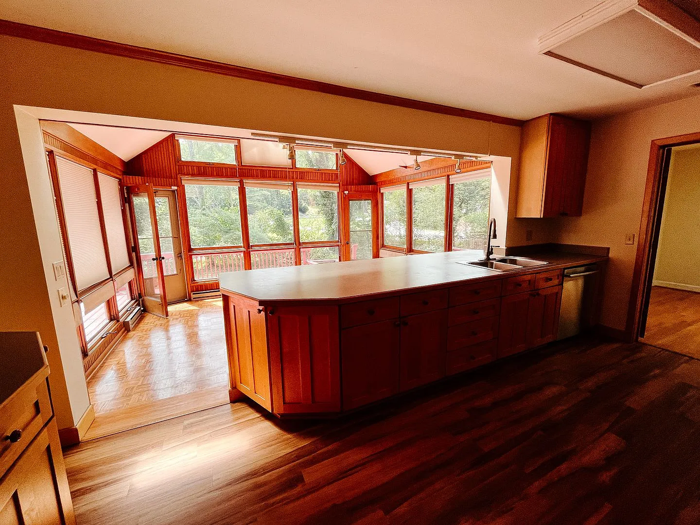 Charming Blacksburg 3 Bedroom, 2 Bath House w/Updated Bath and Kitchen — Photo 3