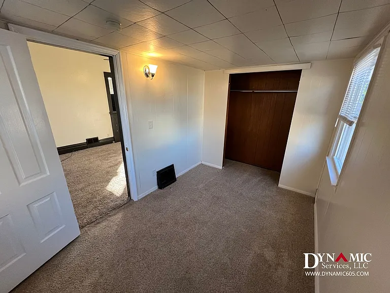 1417 W 10th St — Photo 25