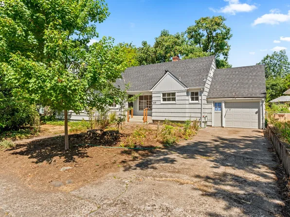 115 E Hilliard Ln, Eugene, OR 97404