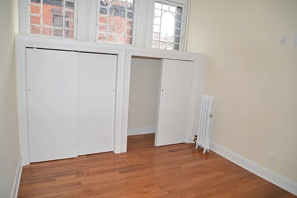 Rented by MNS | media 11