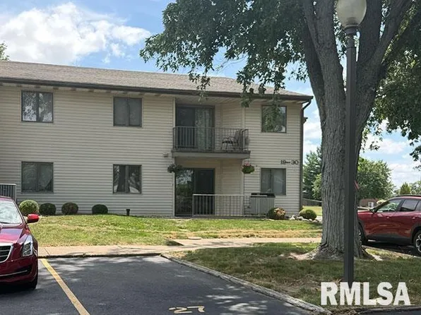 2223 Veterans Rd Unit 28, Morton, IL 61550
