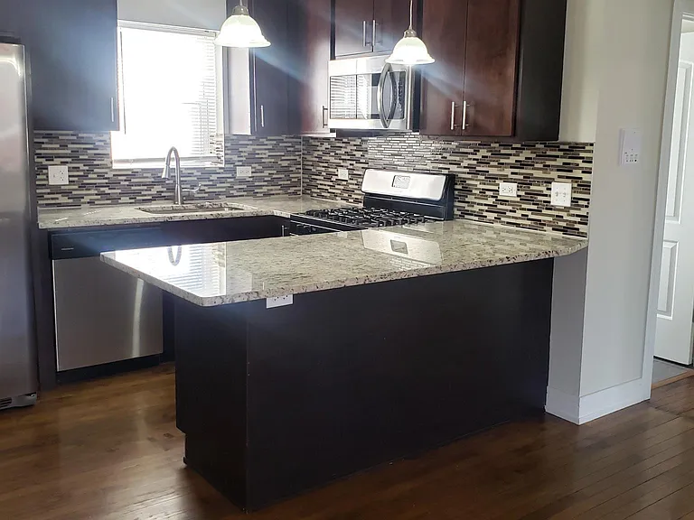 2505 W Granville Ave #1W — Photo 16