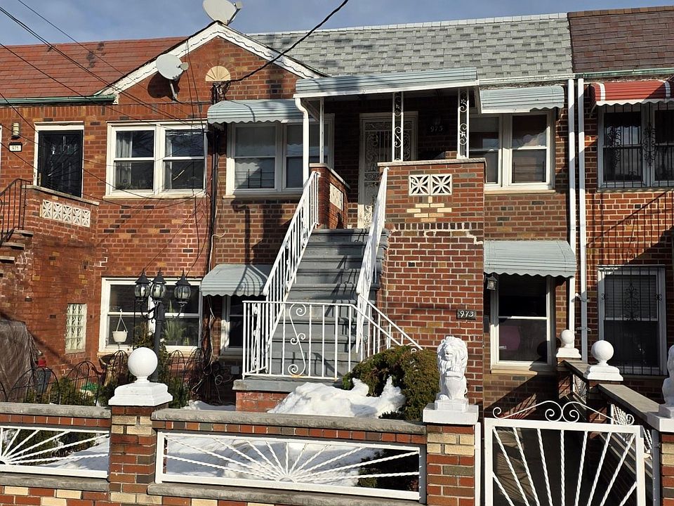 2nd image of 973 E 48th Street