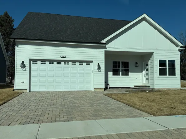 4036 Faith Ln, Saint Charles, IL 60174