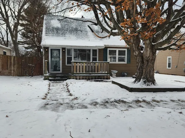 719 Grand Ave, Loves Park, IL 61111