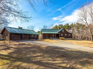 24 Meadow Dr, Camden, ME 04843