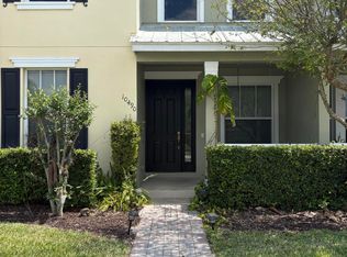 10490 SW Waterway Ln, Port Saint Lucie, FL 34987