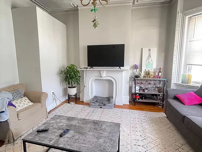291 E St #2 — Photo 6