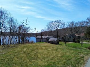 41 Homestead Rd, Ledyard, CT 06339