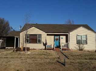 718 S Krouth, Mooreland, OK 73852