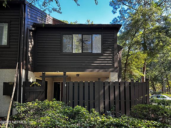 5th image of 10384 BIGTREE Circle W #93