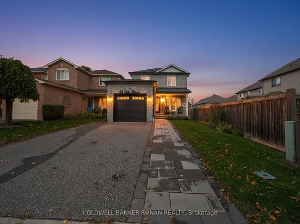 82 Oak St, New Tecumseth, ON L9R 1P3