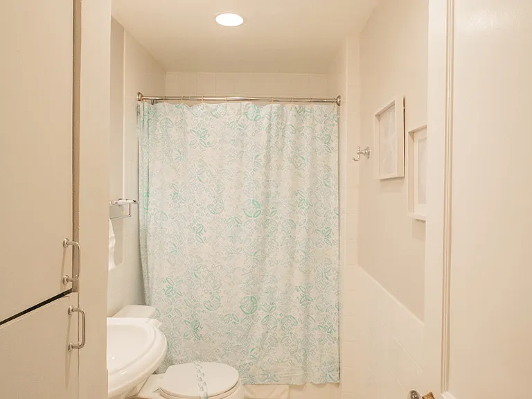 1253-1254 Beacon St #4 — Photo 12