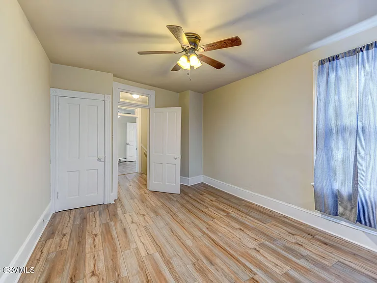 148 Bloom St — Photo 33