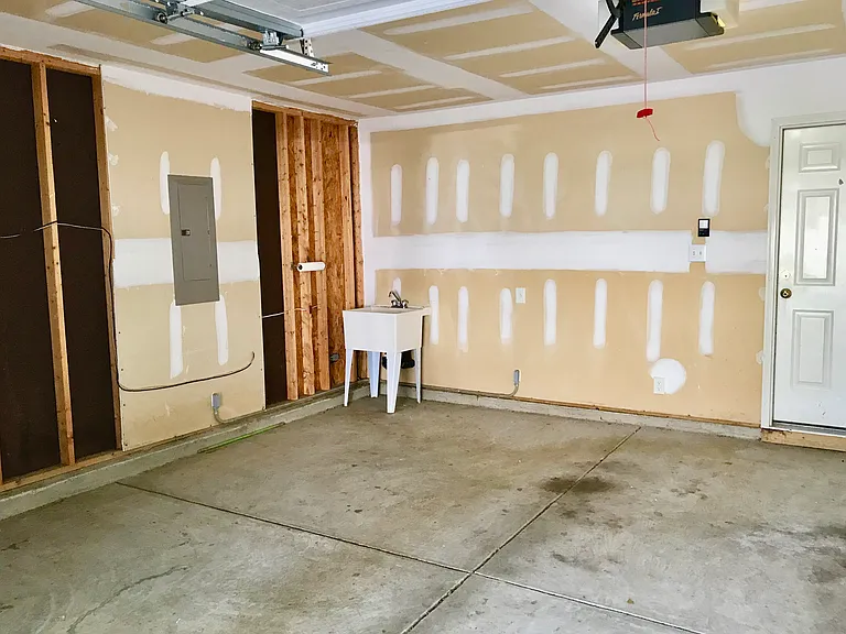 301 Intern Way — Photo 7