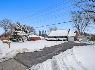 5001 Northwest Blvd, Davenport, IA 52806