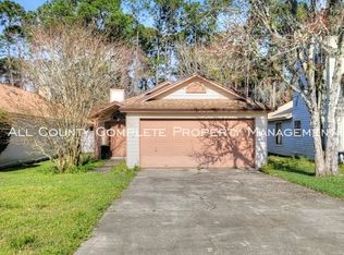 1281 Independence Dr, Orange Park, FL 32065