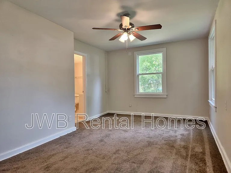 214 Santa Barbara Ave — Photo 9