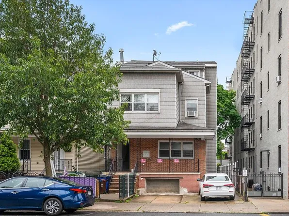 8309 19th Ave, Brooklyn, NY 11214