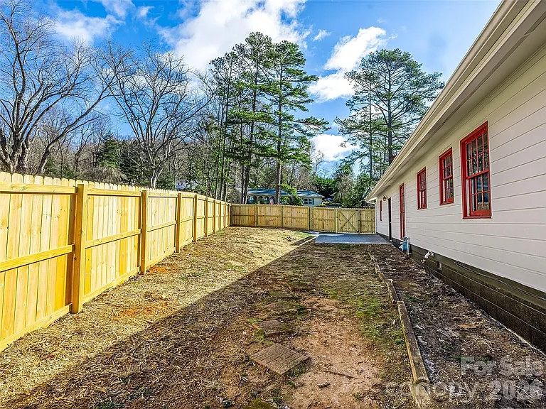 34 Southwicke Dr — Photo 15