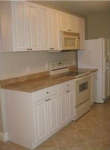 3rd image of 1006 SW Estaugh Ave