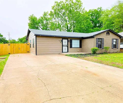 3785 Ladue St Photo 1