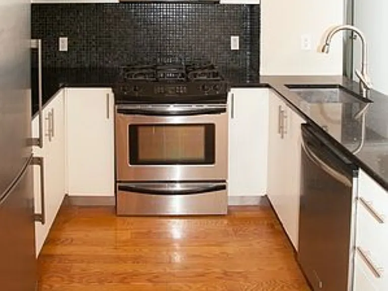 74 Grand Ave #3F — Photo 6