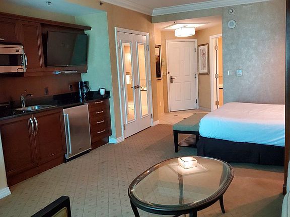 4th image of 145 E Harmon Ave #2515
