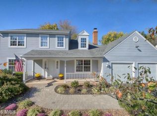 317 Silver Ridge Dr, Sterling, VA 20164